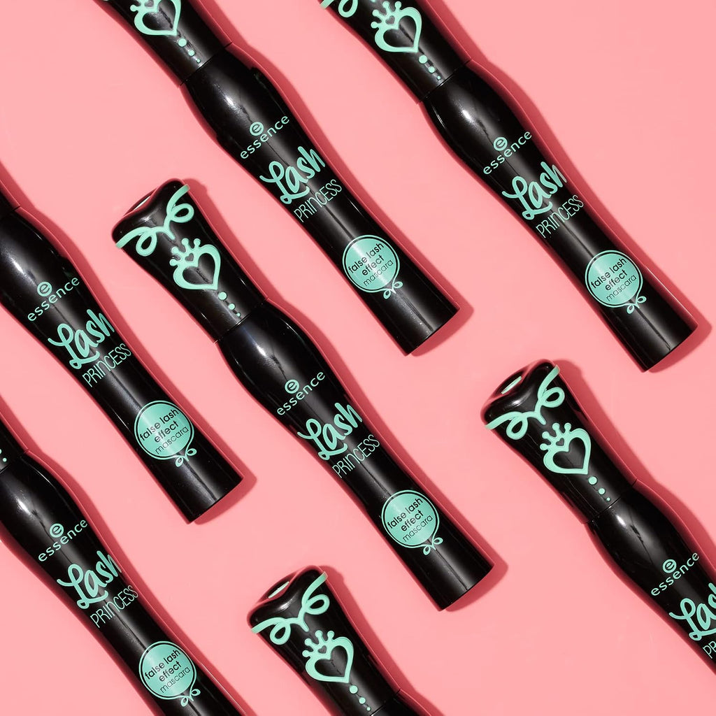False Lash Effect Mascara – Volumizing, Lengthening, Clump-Free