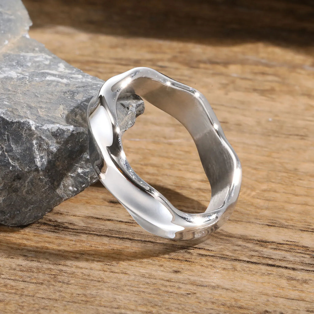 Men’s Mobius Ring Stainless Steel Twisted Band Gift